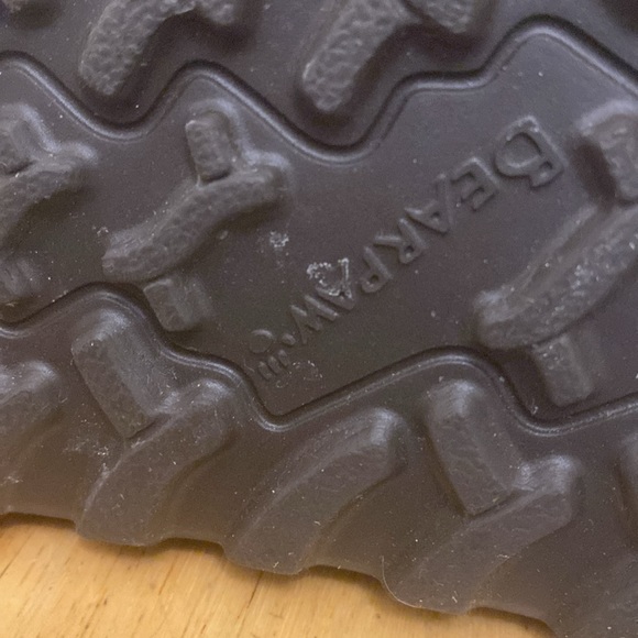 BEARPAW Boots NWOT Sz 8 Brown - Picture 4 of 4